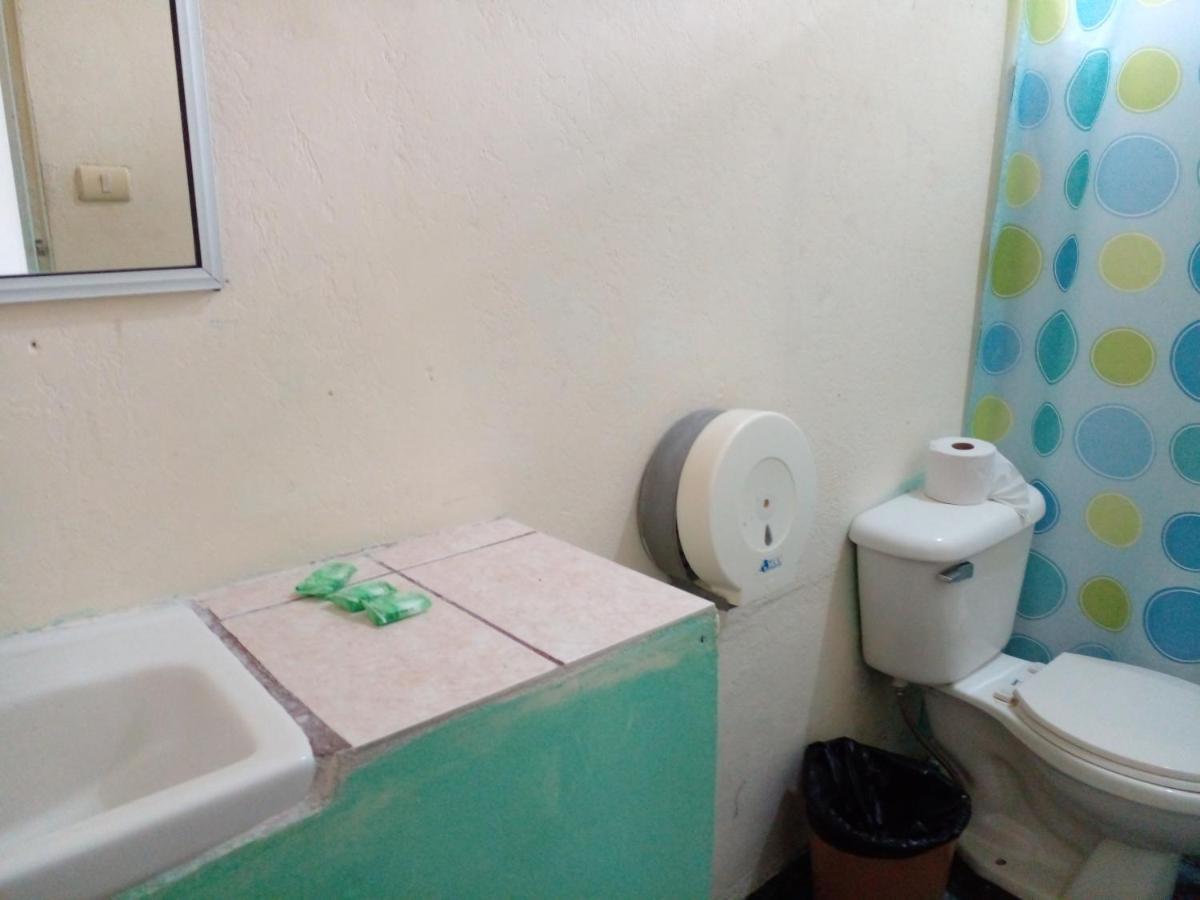 La Pension Backpackers La Fortuna Екстериор снимка